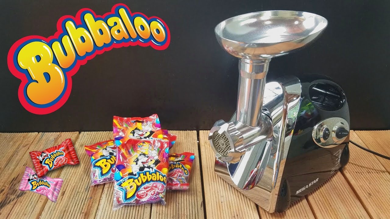 JOGUEI CHICLETE NO MOEDOR DE CARNE E DEU MUITO ERRADO!