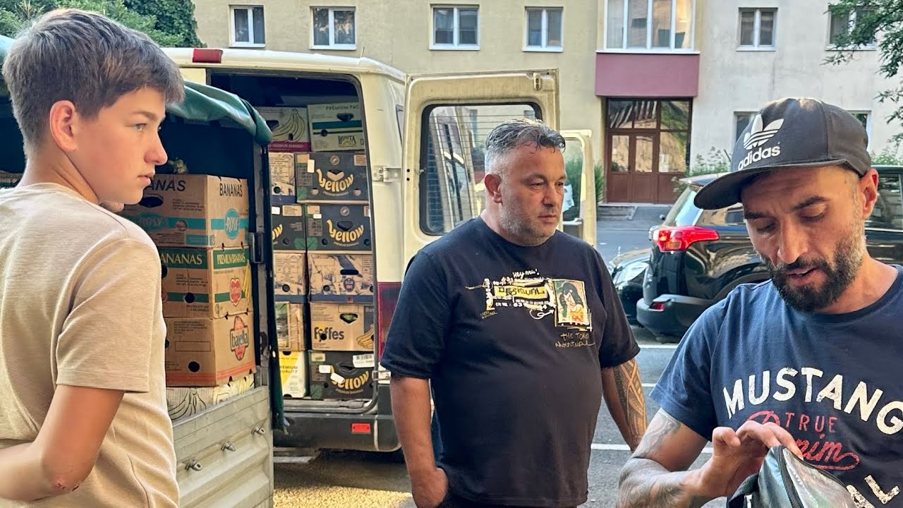 CUMPARATI LEGUME SI FRUCTE DE LA ZOLI PIETARUL CELE MAI PROASPETE DIN CLUJ