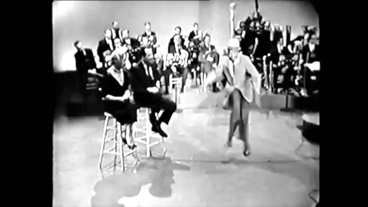 Джон Бабблз танцует чарльстон в 1960 году
