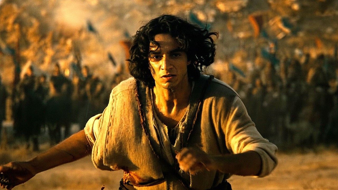 David fights Goliath | House of David