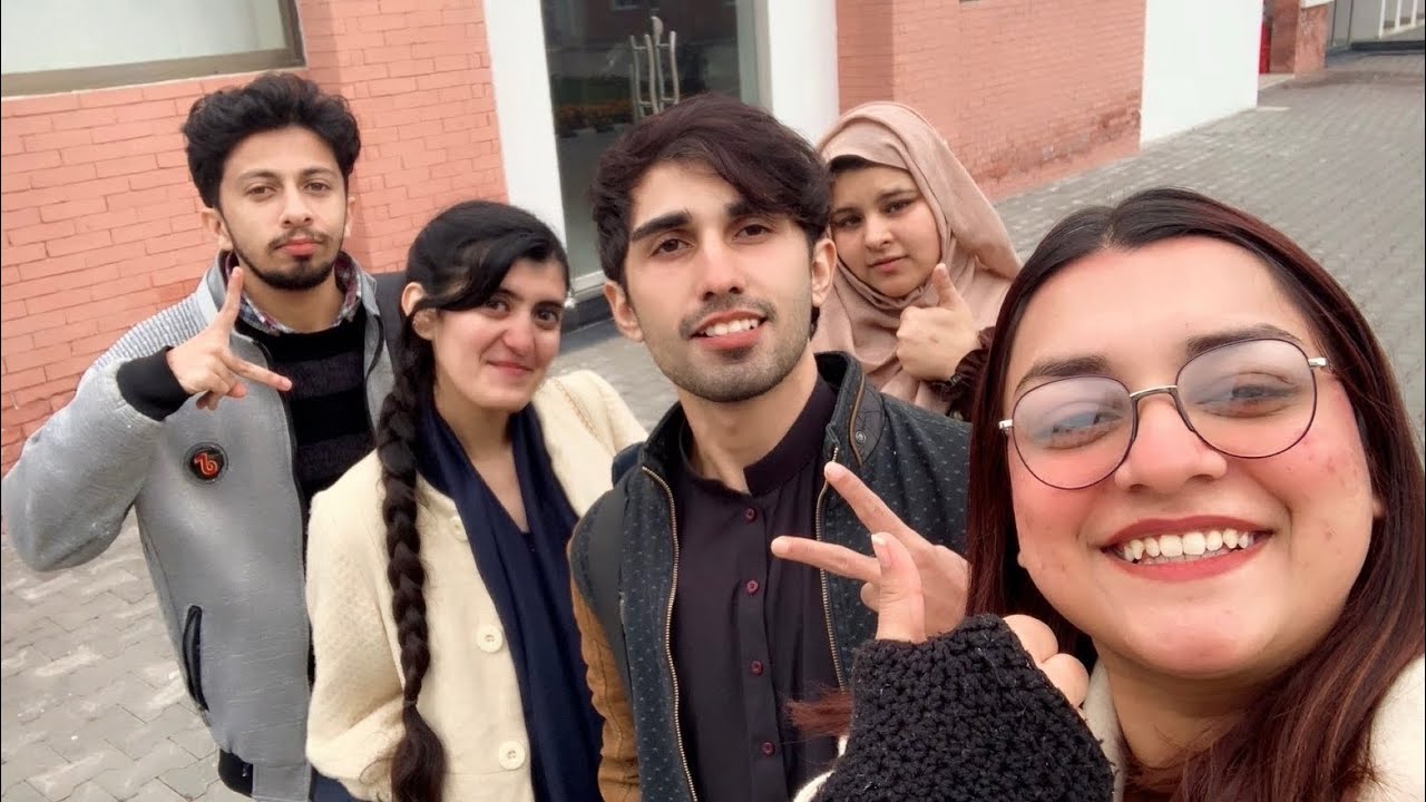 IRL STREAM IN UNIVERSITY!!