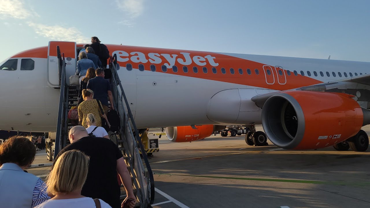 EasyJet Airbus A319/A320 Flight Birmingham To Edinburgh