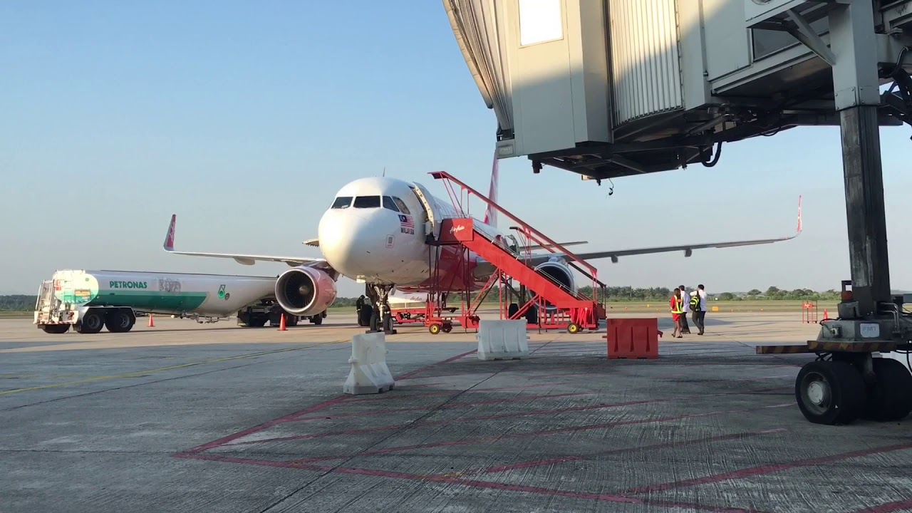 [RAMP DAILY] AIRASIA AIRBUS 320 214/216 CEO 9M-AQQ