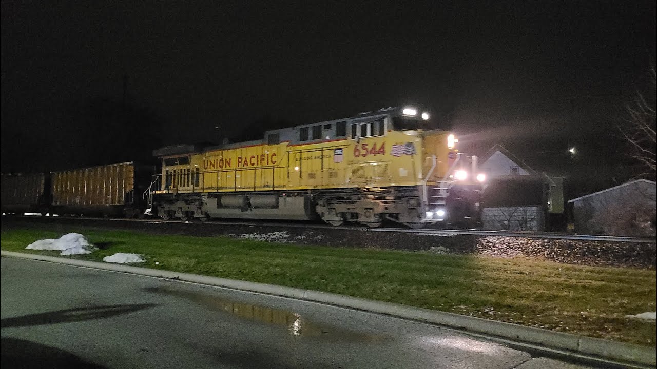 UP 6544 & 7360 on Edgewater Coal Loads 1-8-2026