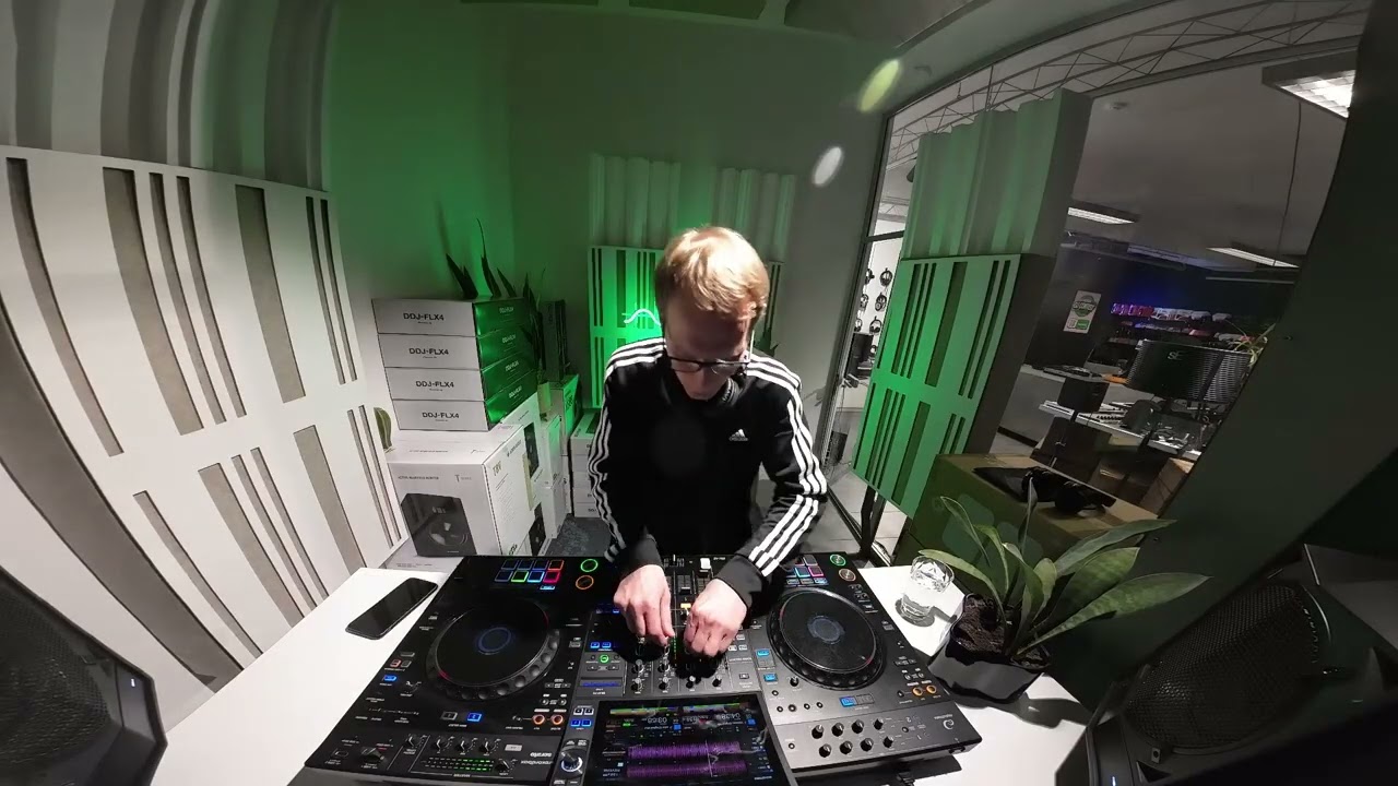 Paul Sadness - Soundium DJ Contest (11 27)