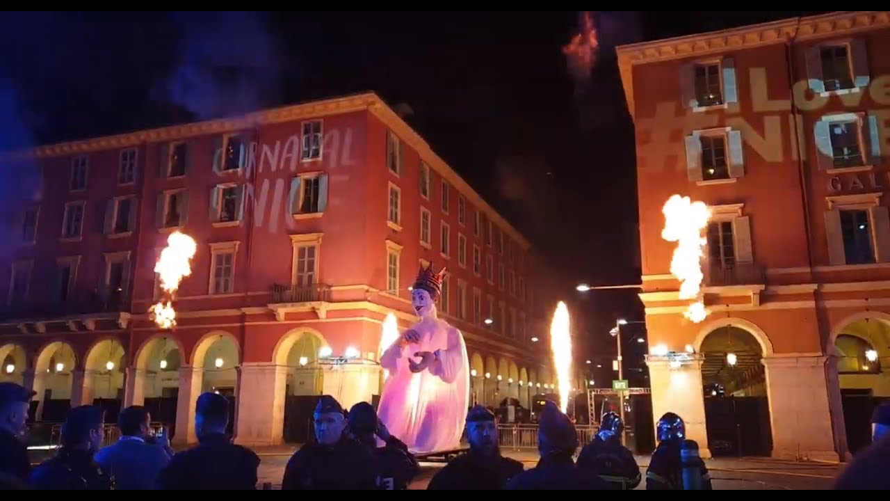 Mort (Incinération) du roi du carnaval de nice 2019
