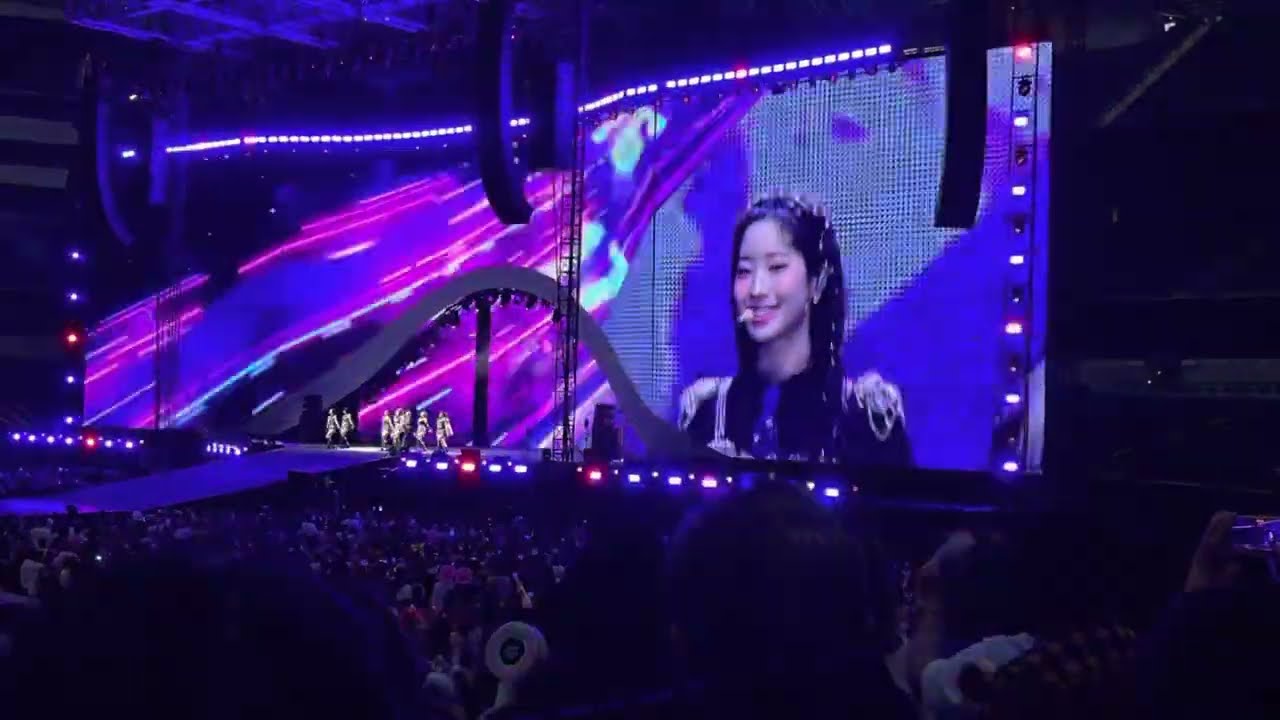 TWICE @ SoFi - Set Me Free and I Can’t Stop Me Live