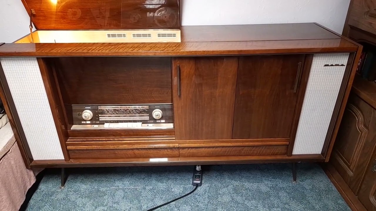 Saba Musiktruhe Bodensee 126   Dual 1007 Eddy Huntington
