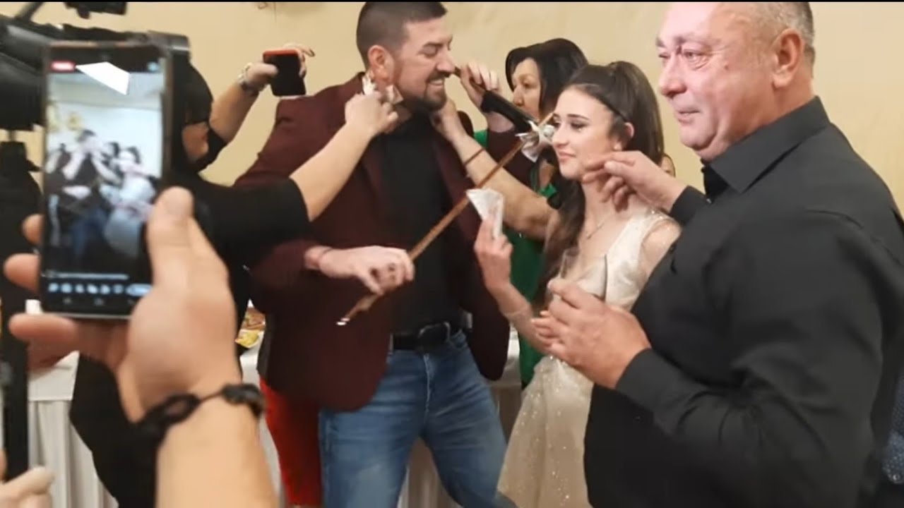 Sale Show iznenadjenje za slavljenicu Milicu u Guči