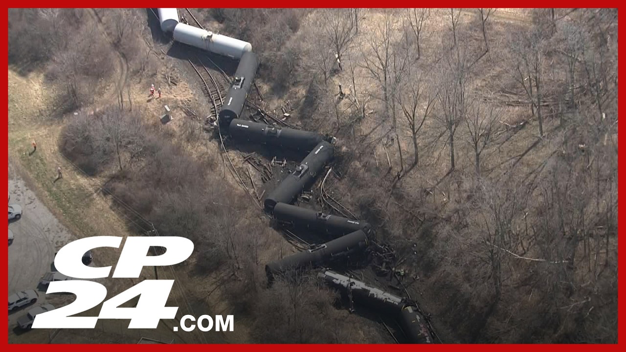 Aerial view of derailment in St. Catharines, Ontario