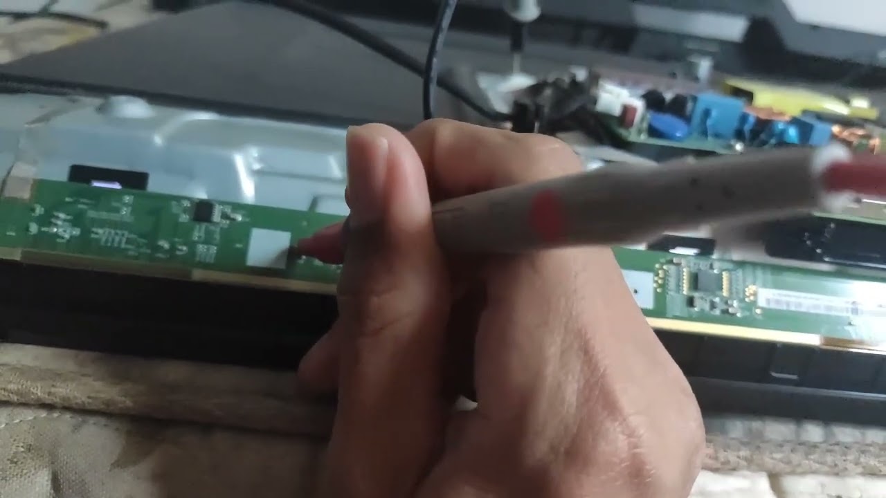 tv AOC ligar acende os leds mas não tem imagem. Será que dá pra resolver 🤔🤔🤔.