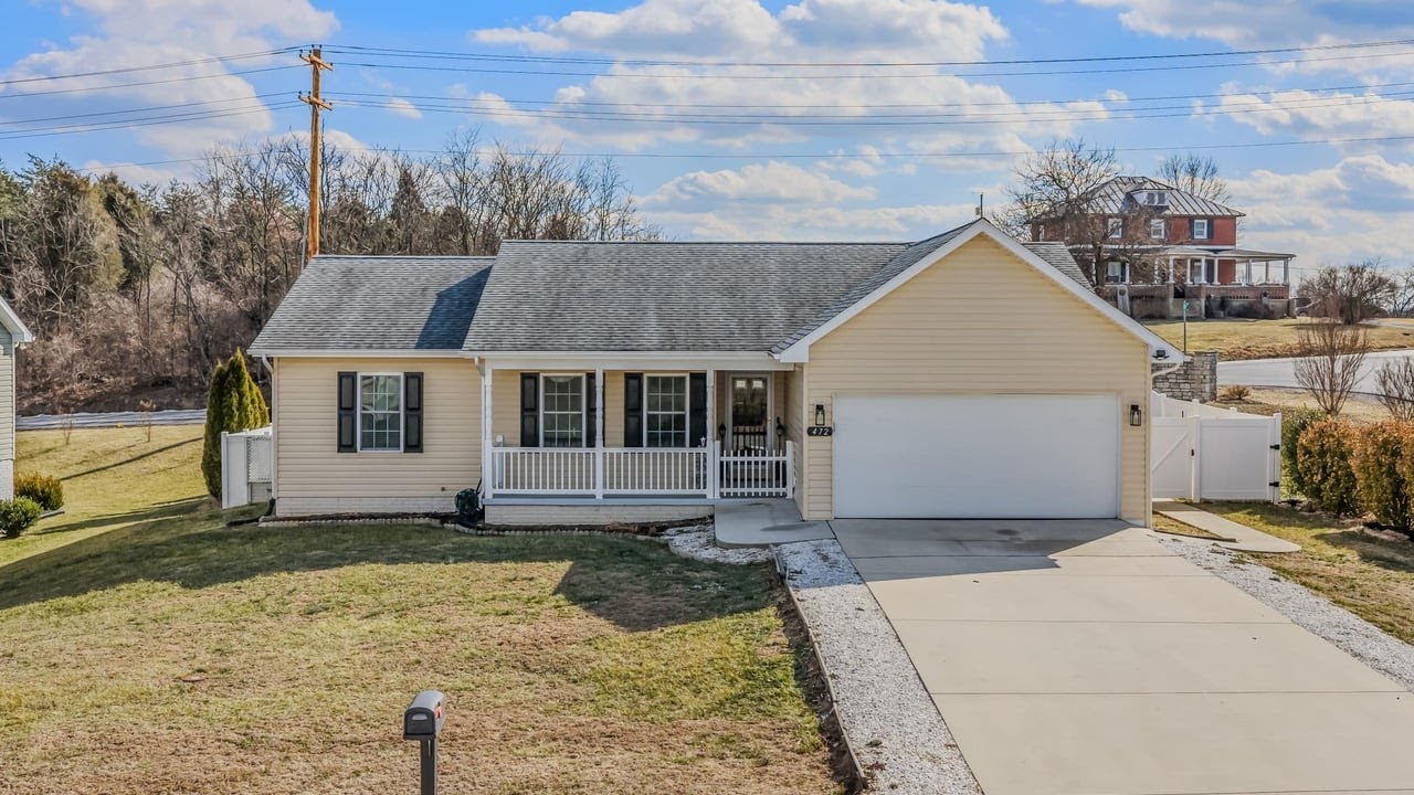472 Ives St, Martinsburg, WV