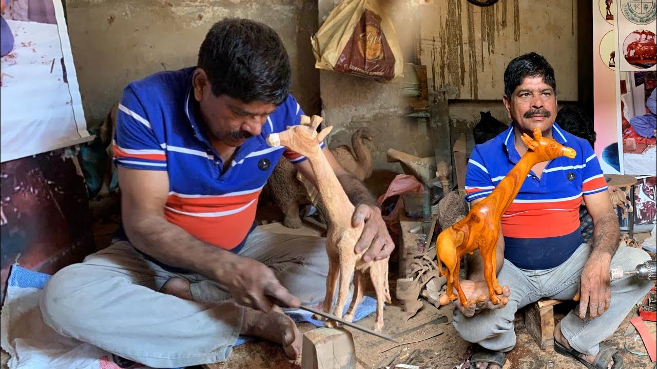 Artist Making Wooden Giraffe With Amazing Technique||How to Made Wood Sculpture Giraffe