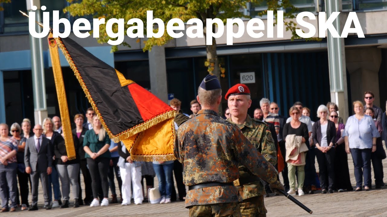 Übergabeappell Streitkräfteamt: General Weidhüner an Kohl - Zeremoniell mit Musik