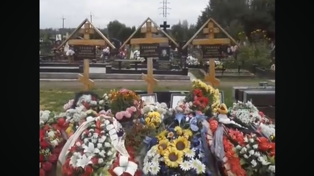 Могила Громовых на Кузьминском кладбище в г. Пушкине