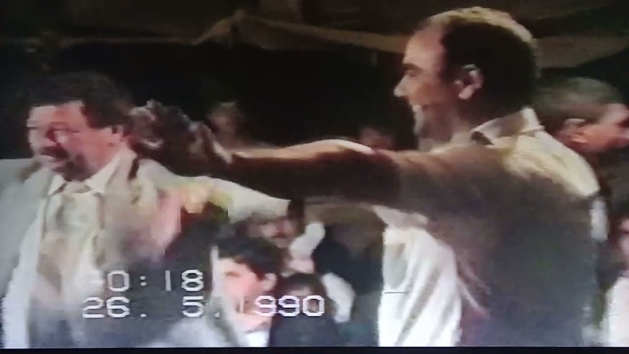 Masalli Şərəfə...oxuyur Zaur Rzayev....1990 ci il..Gülbala Xankişiyevin toyu..