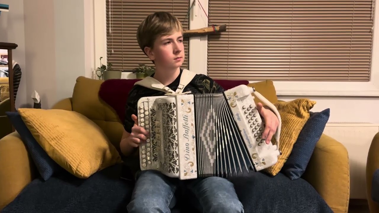 Aurel Geodor Aunis &ldquo;Capri saarel&rdquo; (orig. Isle of Capri by W. Grosz & J. Kennedy)