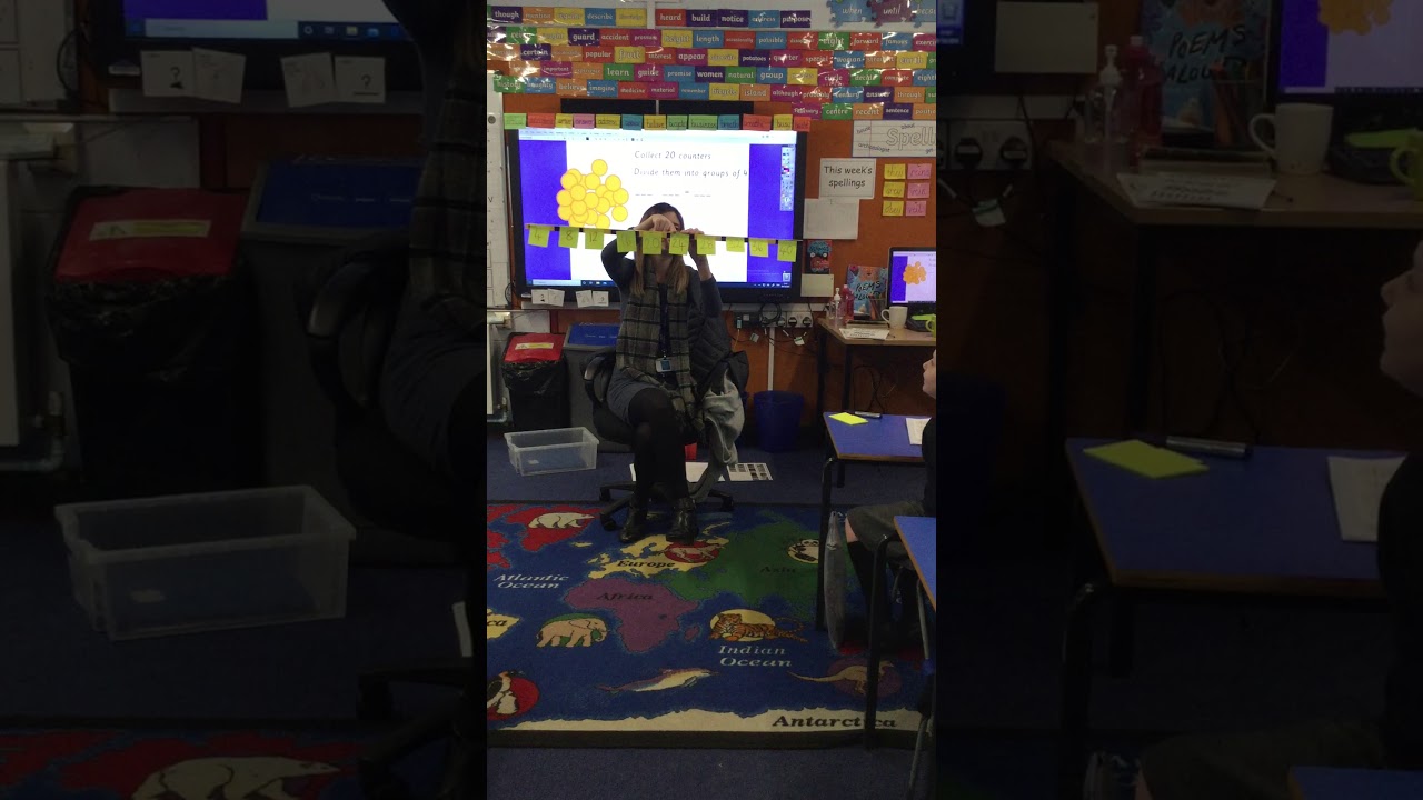 Year 3 Counting in 4's in Maths