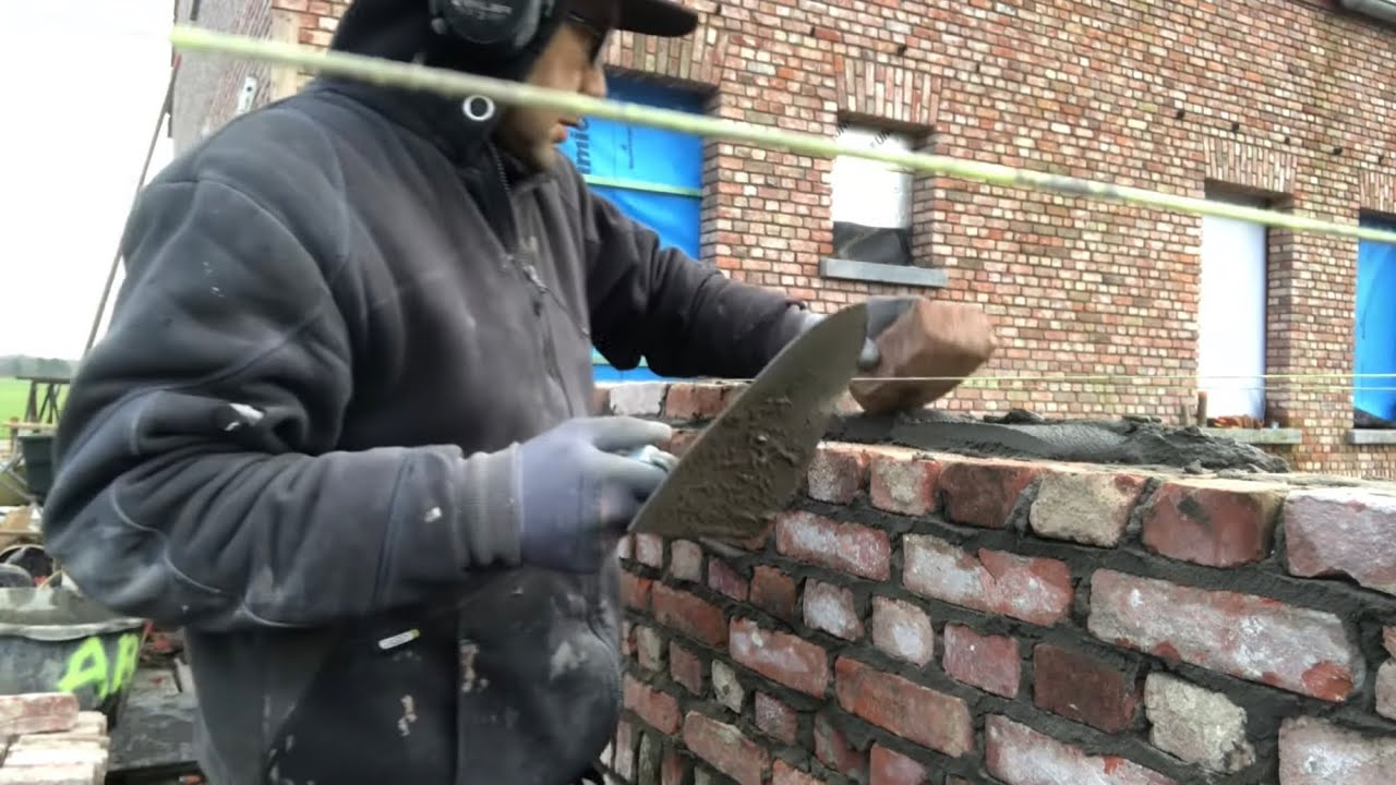 Bricklaying different sized old reclaimed bricks  in crossbond (16) old farm rebuild