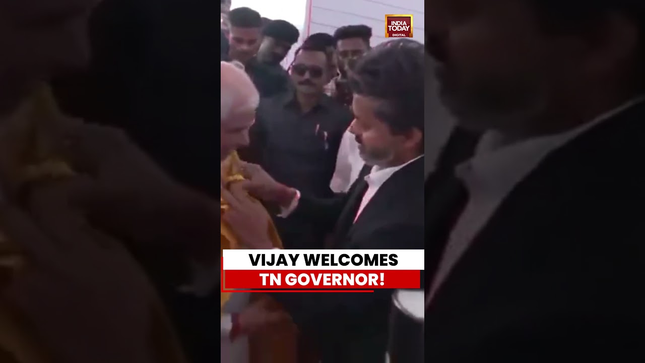 Vijay Welcomes Tamil Nadu Governor Rajendra Vishwanath Arlekar Ahead Of CM Oath Ceremony #vijay