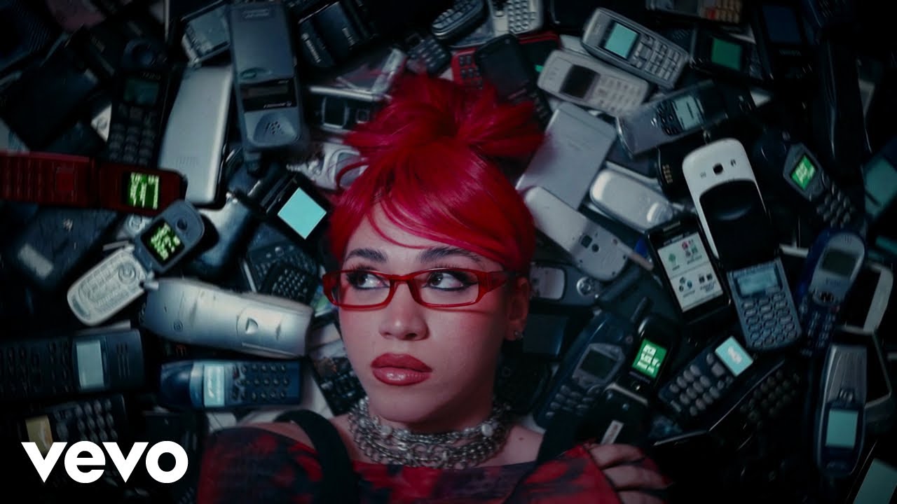 Nashy-Nashai - Contesta El Phone (Official Video)