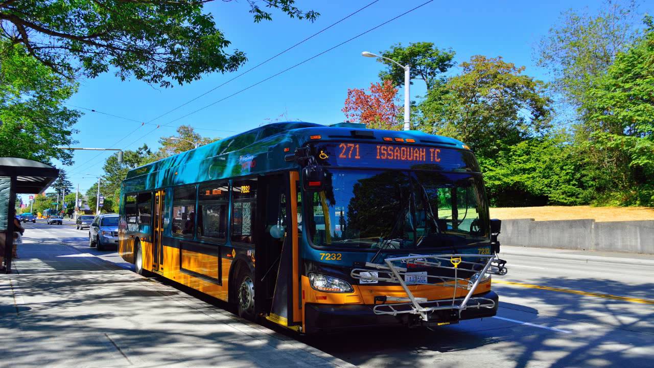 King County Metro 2015 New Flyer XDE40 