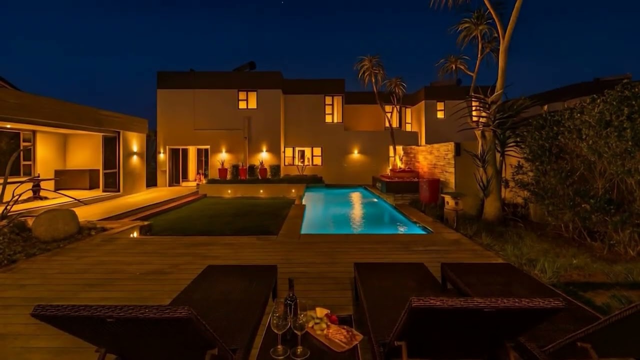 Warner Beach | Luxury on the Beach