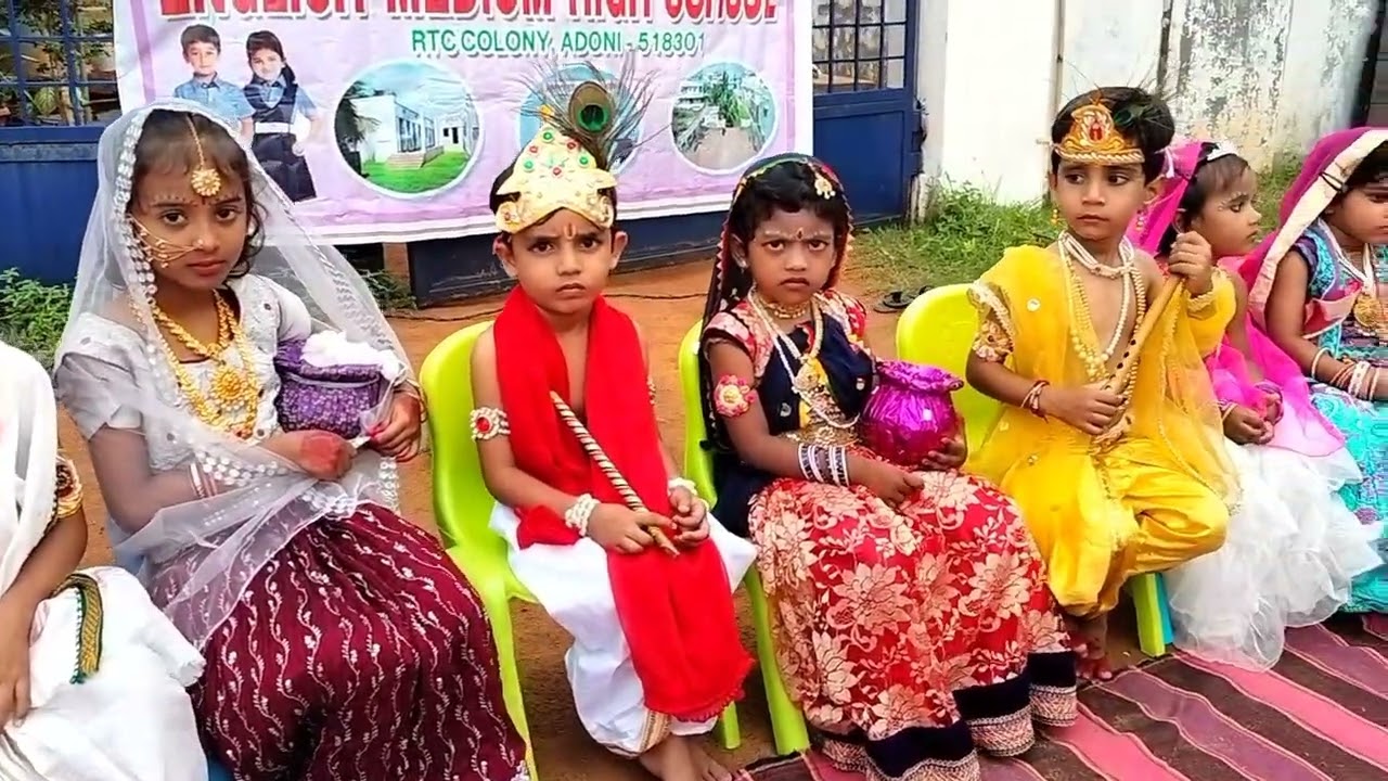 Shelly educational institution lord Krishna Janmashtami celebration see that little Krishna's #dance