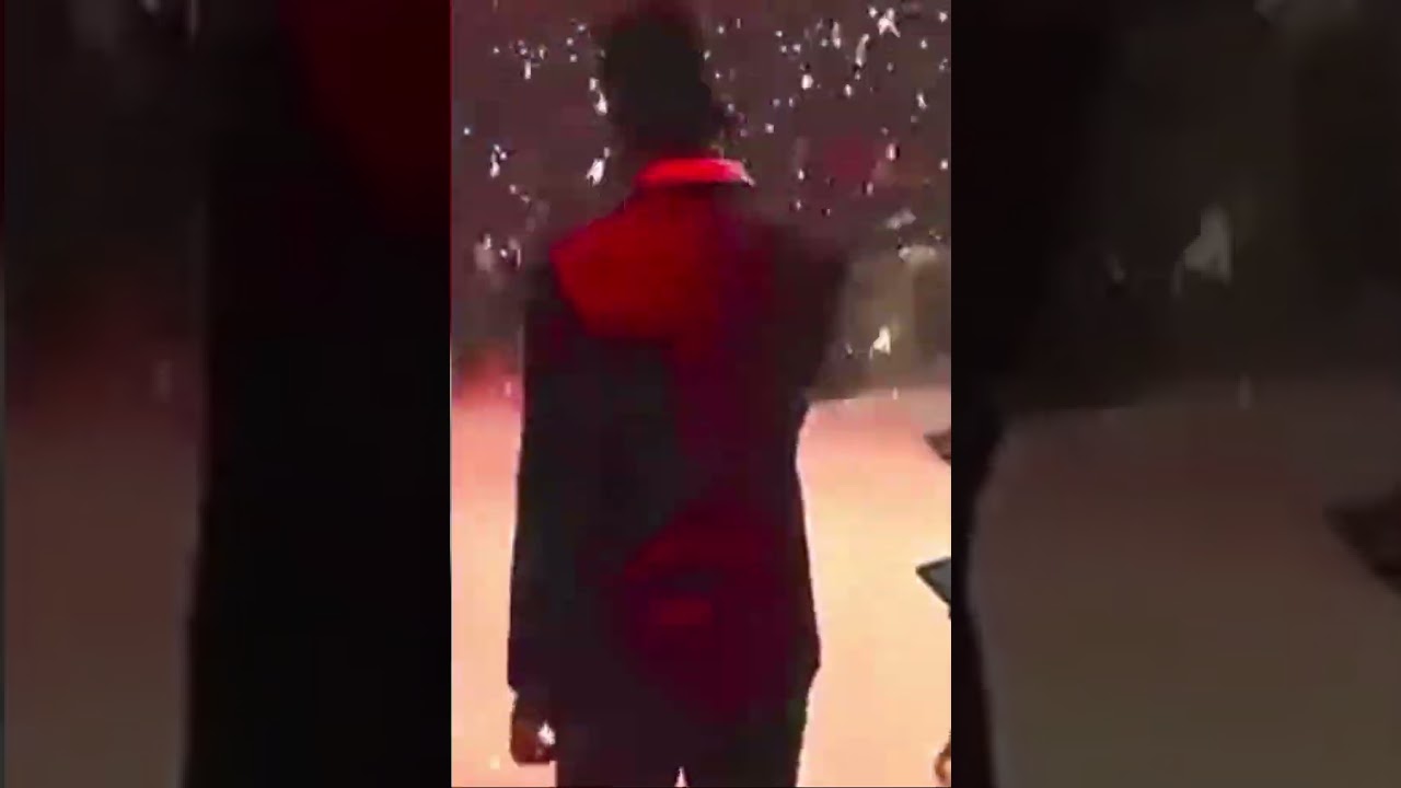 Burna boy level up live on stage in USA grand entrance 🔥