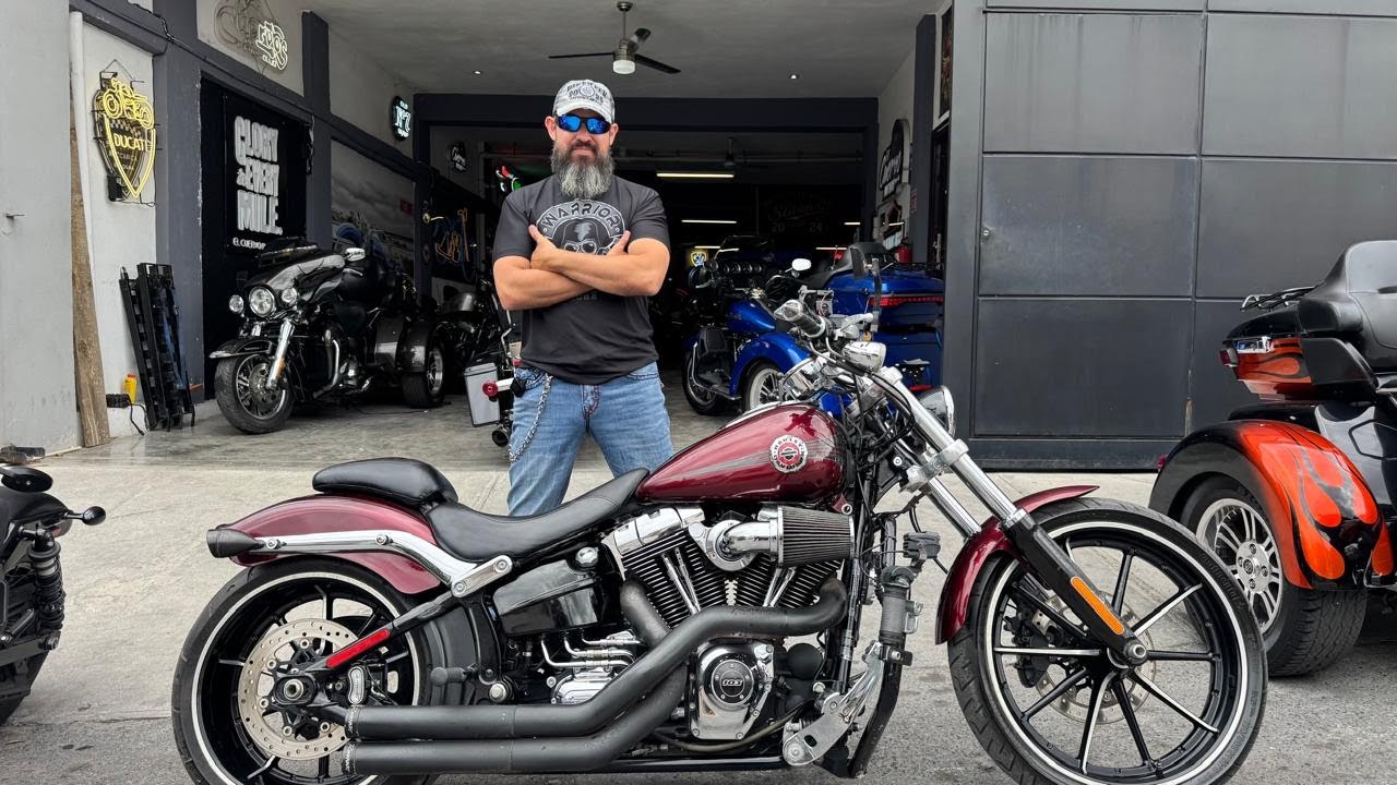 Motocicleta HARLEY DAVIDSON SOFTAIL BREAKOUT 2015 en venta