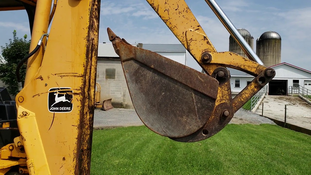 1984 DEERE 410B For Sale