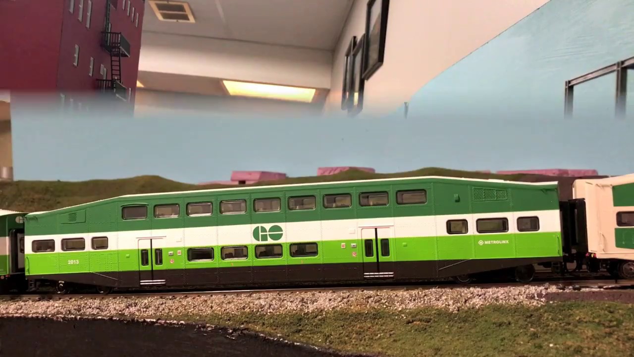 Athearn Go Transit car Review