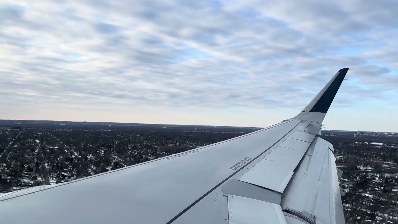 Detroit to Minneapolis Landing Delta A321-211
