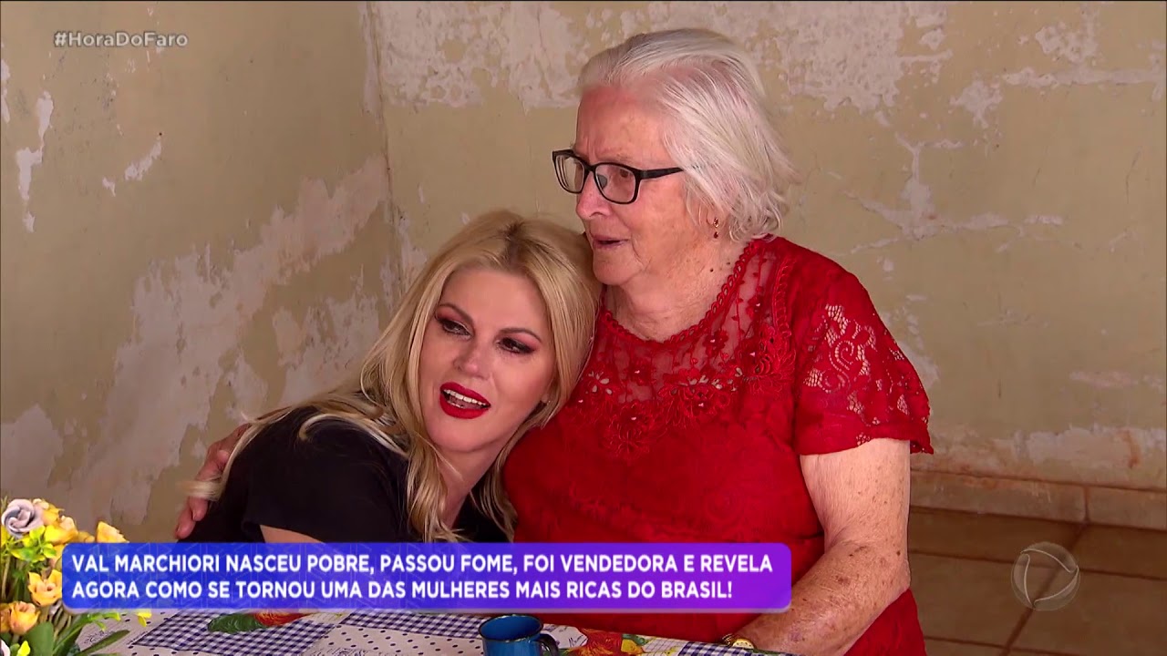 Val Marchiori chora ao reencontrar a avó na casa onde cresceu