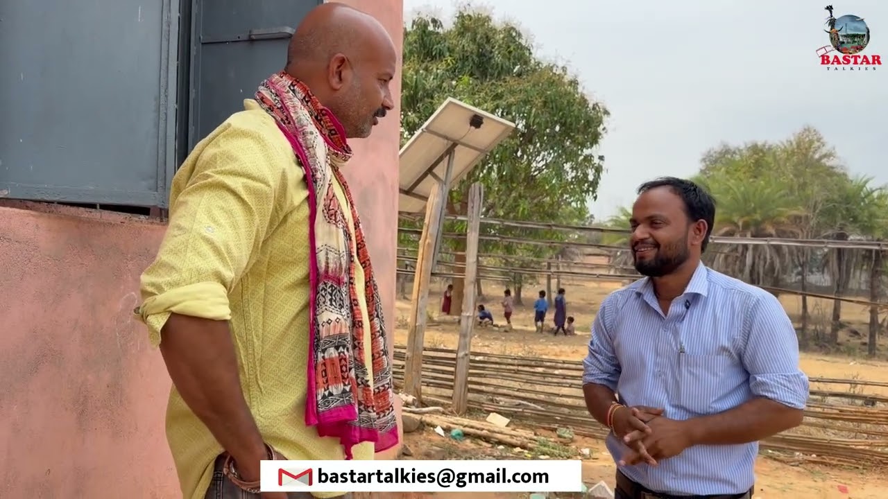 दस बच्चों को दस साल से जान जोखिम में डालकर पढ़ाने जाने वाले शिक्षक से मिलिए
