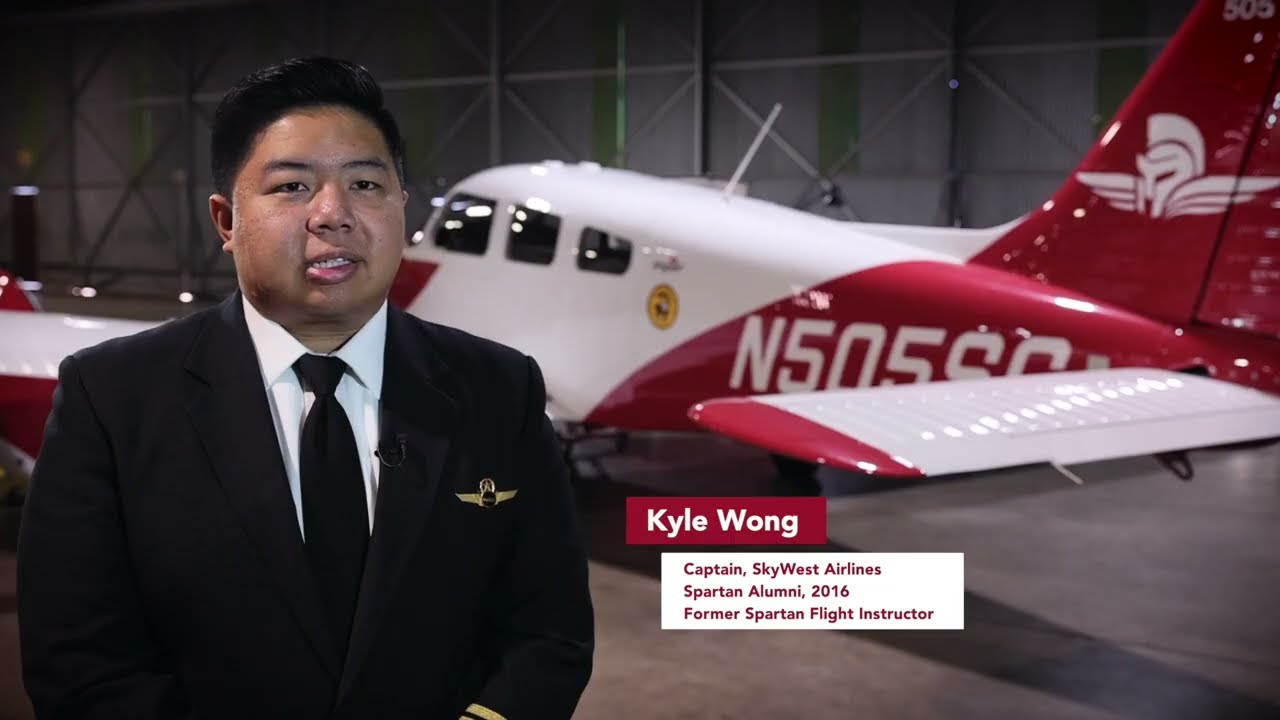 Go from cadet to pilot with the SkyWest Pilot Career Pathway