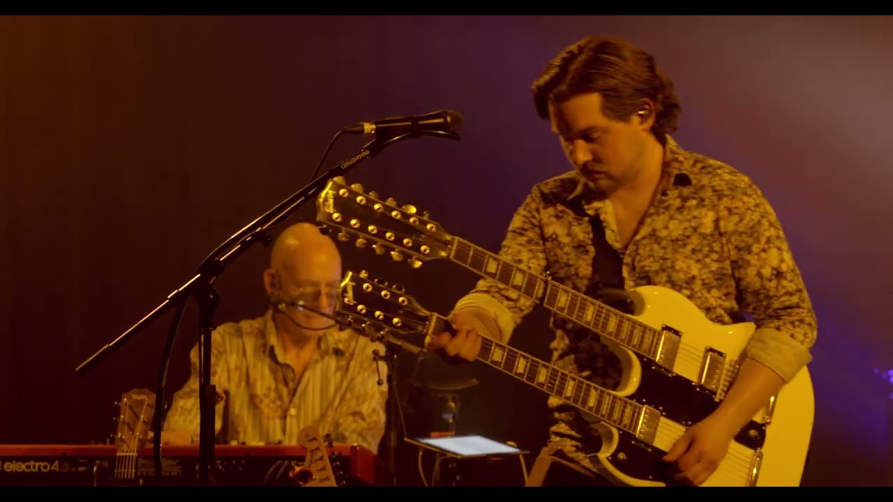 Hotel California - That 70's Rock Show (Eagles Cover)