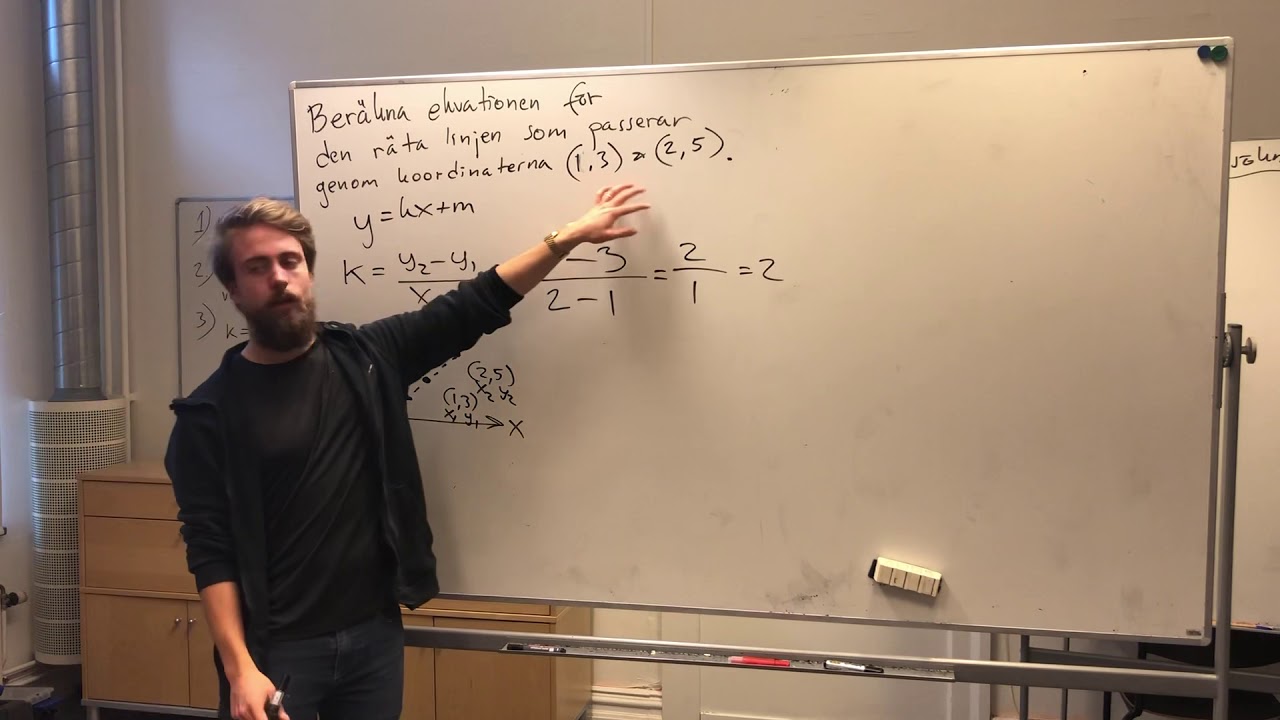 Räta linjens ekvation: beräkna m