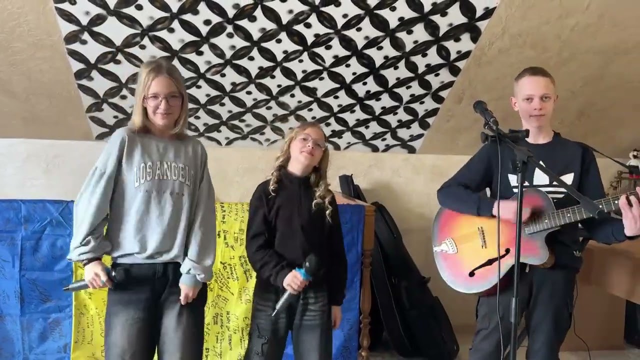 Тріо  Family Fediv  