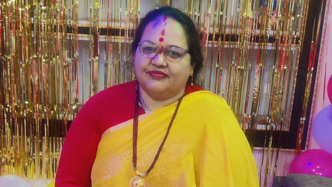पड़ोसी भाईसाहब की रिटायरमेंट की उपलक्ष्य में पूजा और टी पार्टी 🙏🙏