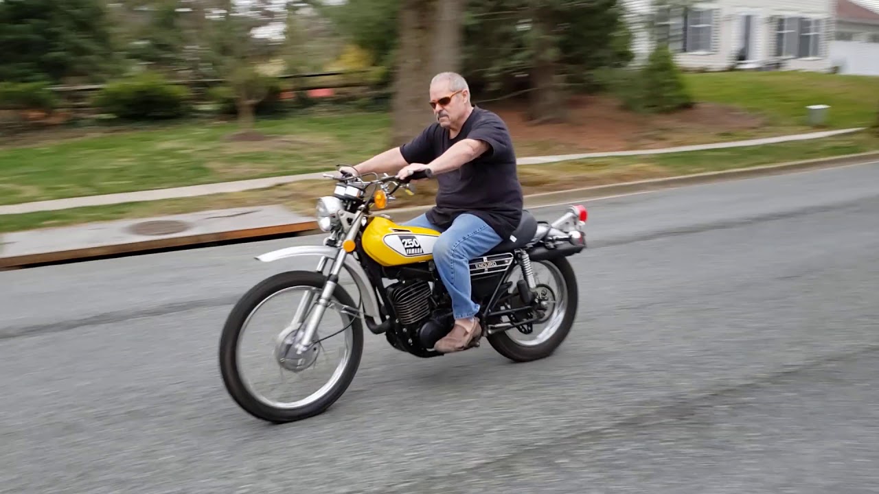 1976 Yamaha Enduro DT400 Motorcycle