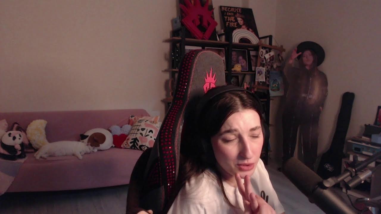 RESIDENT EVIL REQUIEM OYNUYORUZ