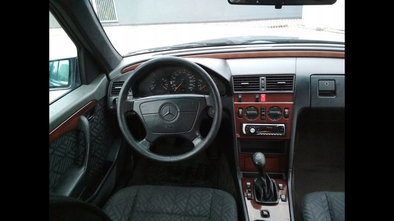 Mercedes C180 1.8 16V 122KM (benzyna) -  test magazynu Auto TVP2
