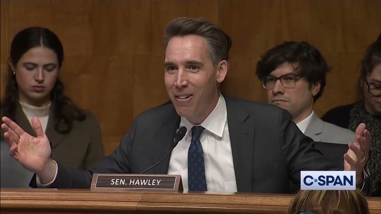 Sen. Josh Hawley to Airline Executives: 
