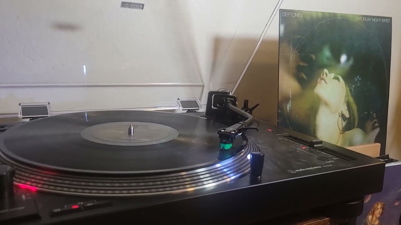 Deftones - Saturday Night Wrist &bull; Side A Vinyl Rip
