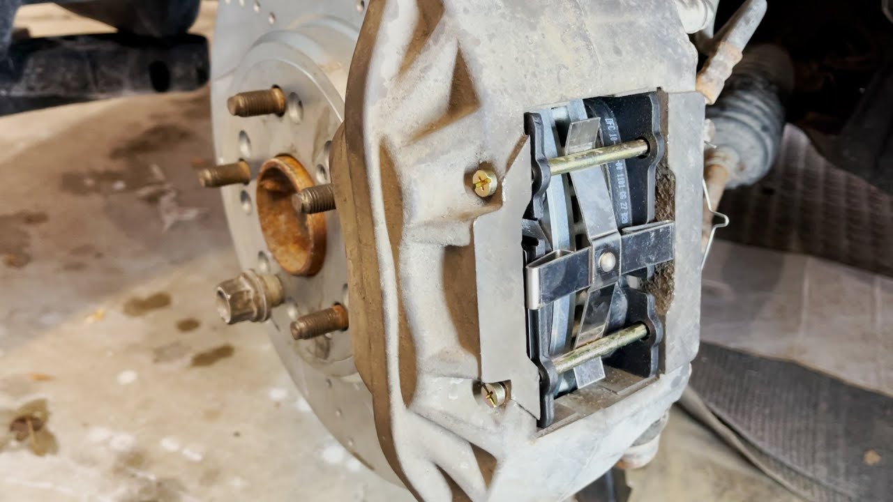 How to Replace Front Brakes and Rotors on a 1998 Lexus LS400