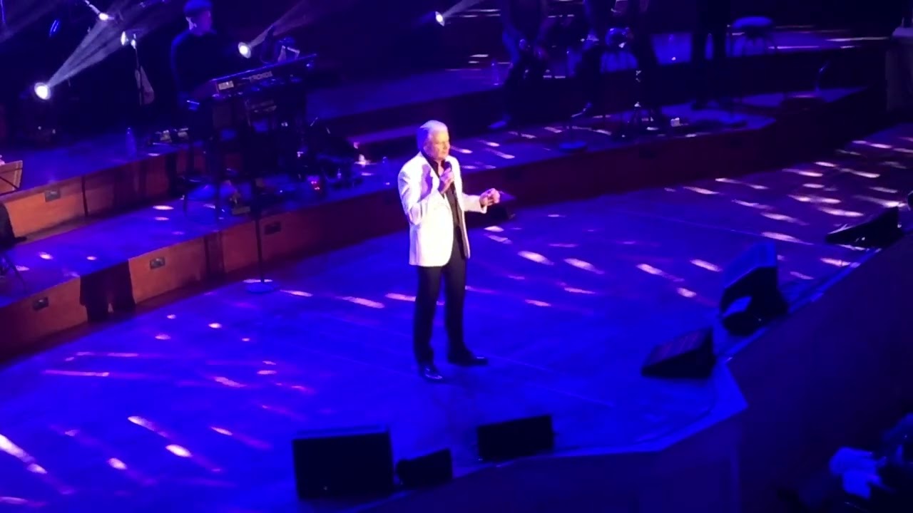 Concert$ - Dries Roelvink in concertgebouw 2023 - Leven lukt me niet met jou