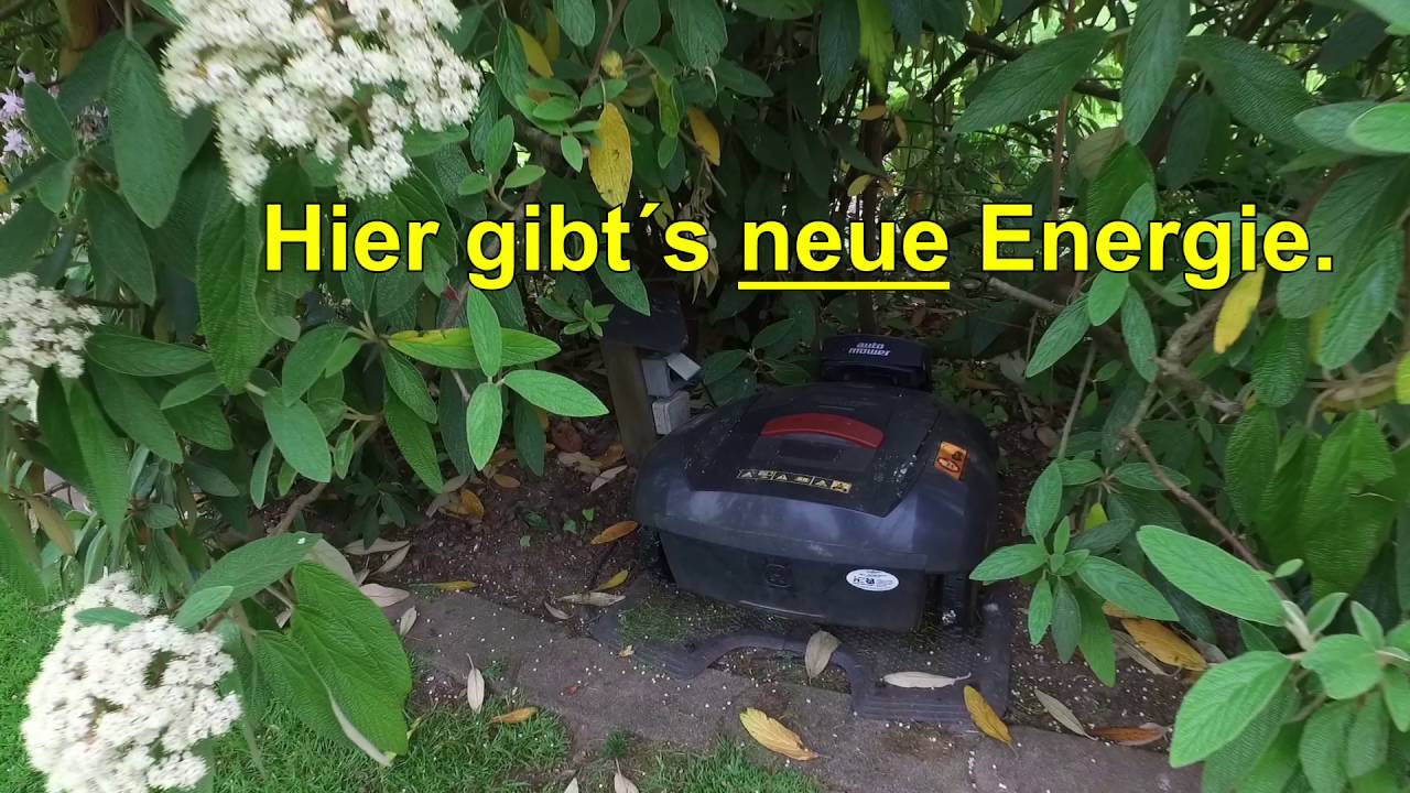 Husqvarna  Automower 230 ACX bei der Arbeit, Video- / Luftaufnahmen