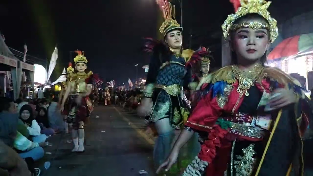 Karnaval Candipuro Tari Merak