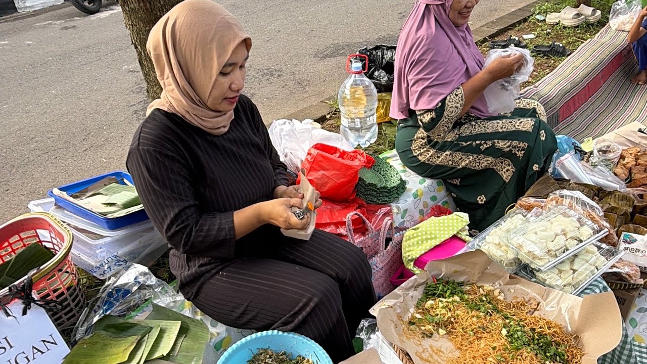 Sego jagung di cfd pagi kampus Undip Tembalang kota Semarang satu porsi cuma 7 ribu